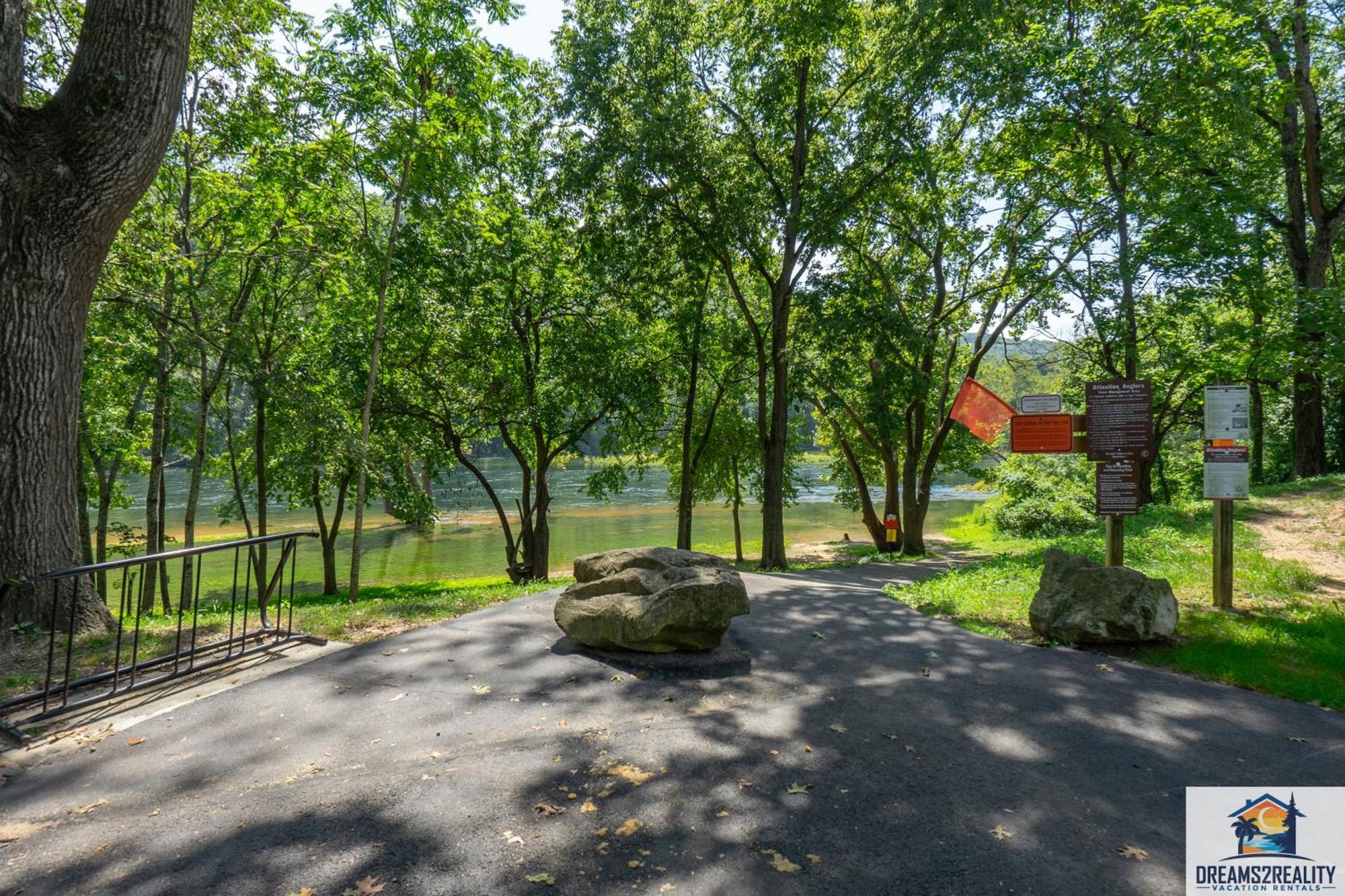 3Br Condo With Lake View - Trout Fishing - Playground - 2 Pools - Free Tickets Included - Pr69-9 Branson Exterior foto